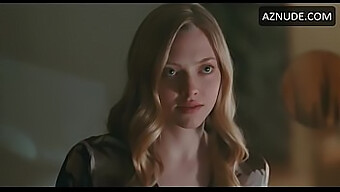 Amanda Seyfrieds hotte sexscene i Chloe, med cowgirl-position og nøgenscener